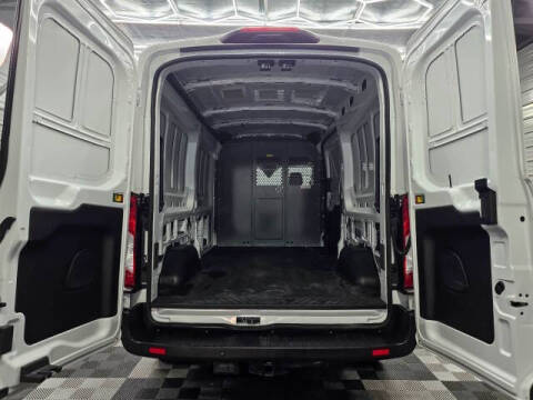 2024 Ford Transit 250