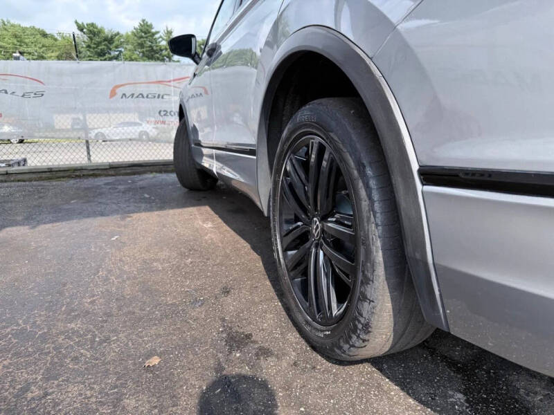 2022 Volkswagen Tiguan SE R-Line Black 4Motion