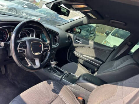 2017 Dodge Charger SXT