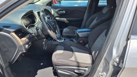 2018 Jeep Cherokee Latitude