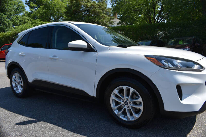 2020 Ford Escape SE