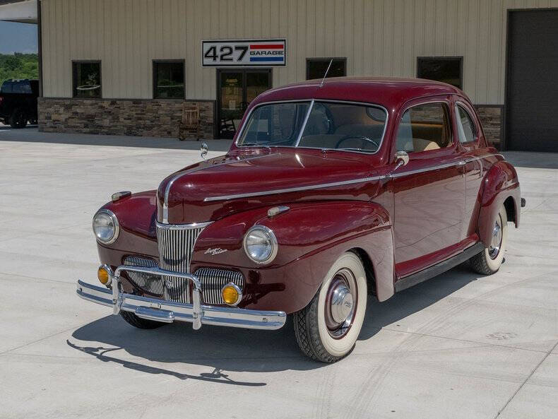 1941 Ford Coupe Super Deluxe