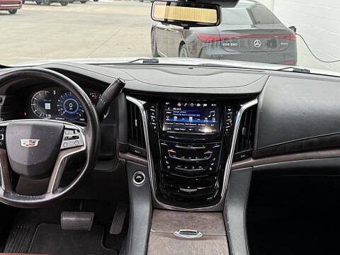 2017 Cadillac Escalade ESV Premium Luxury