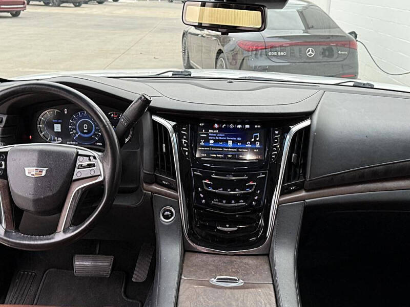 2017 Cadillac Escalade ESV Premium Luxury