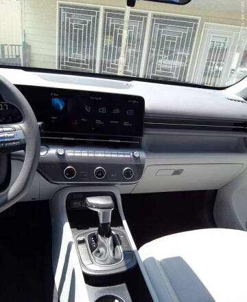 2025 Hyundai Kona SE