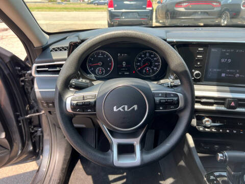 2023 Kia K5 LXS