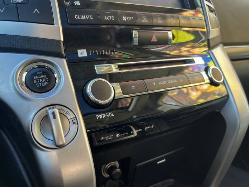 2013 Toyota Land Cruiser