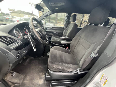 2017 Dodge Grand Caravan SE