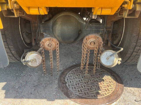 2015 Freightliner M2 106