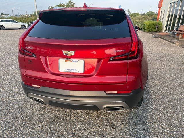 2021 Cadillac XT4 Premium Luxury