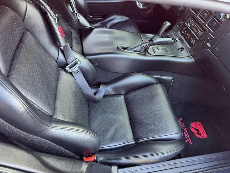 1998 Dodge Viper RT/10