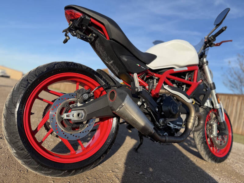 2017 Ducati Monster 797