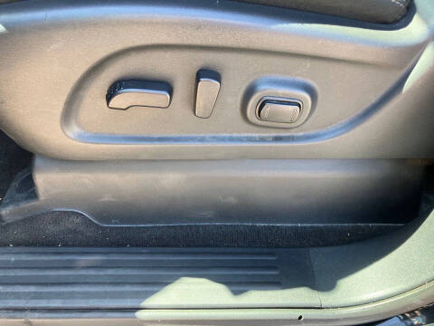 2019 Nissan Titan SV