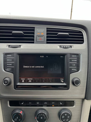 2016 Volkswagen Golf SportWagen TSI SE