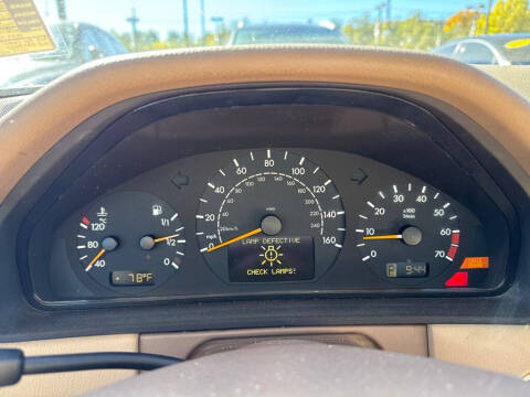 2001 Mercedes-Benz E-Class E 320