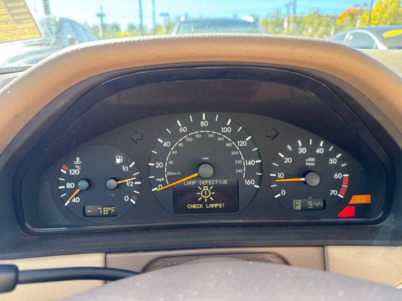 2001 Mercedes-Benz E-Class E 320