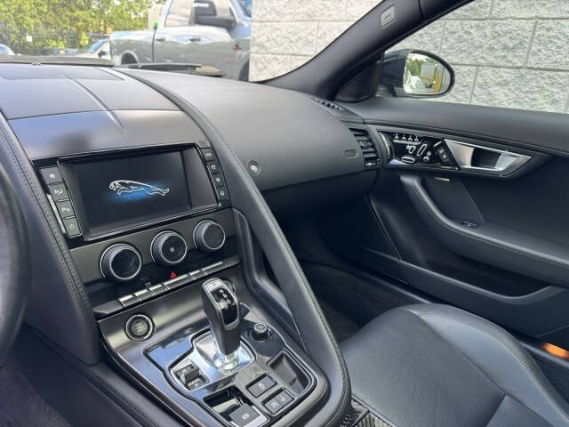 2016 Jaguar F-TYPE