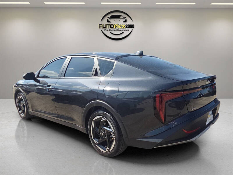 2025 Kia K4 EX