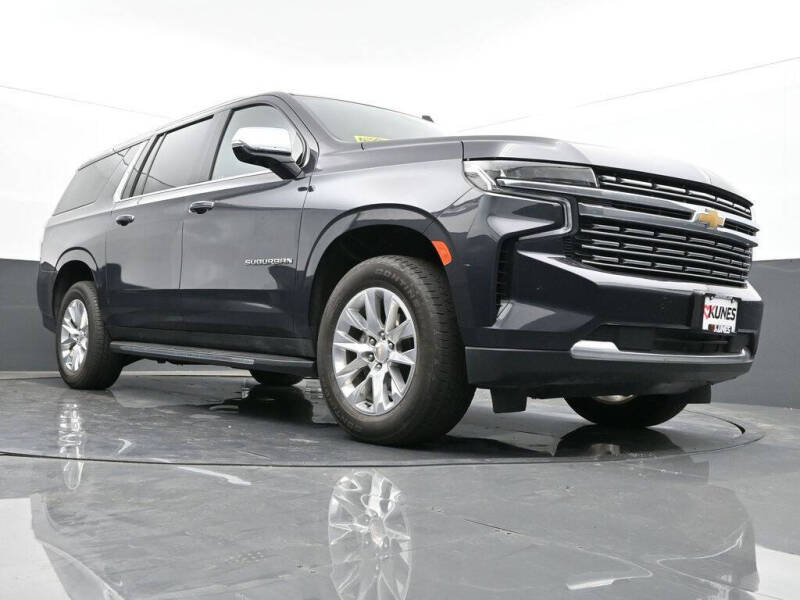 2023 Chevrolet Suburban Premier