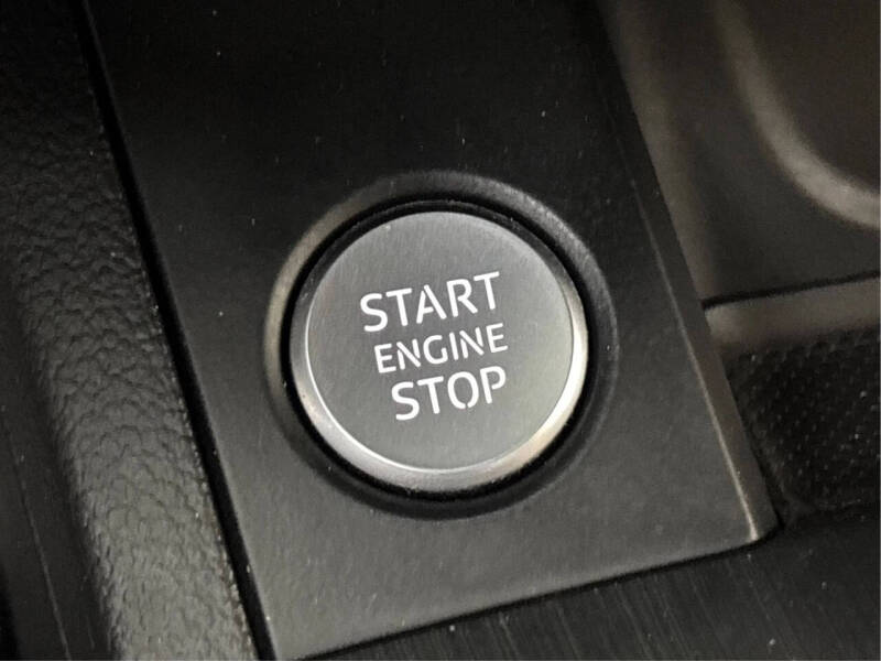 2017 Audi A4 2.0T quattro Premium Plus