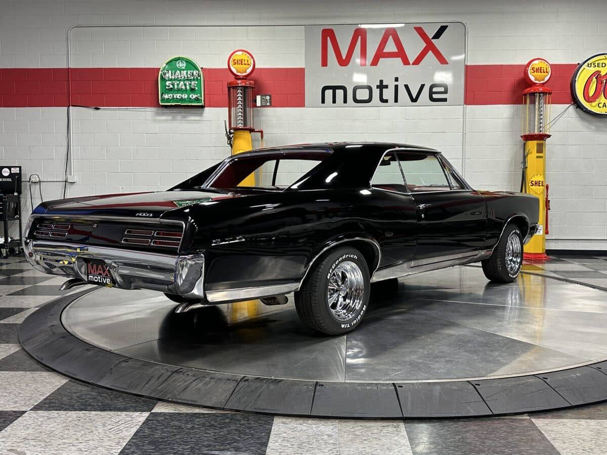 1967 Pontiac GTO 7