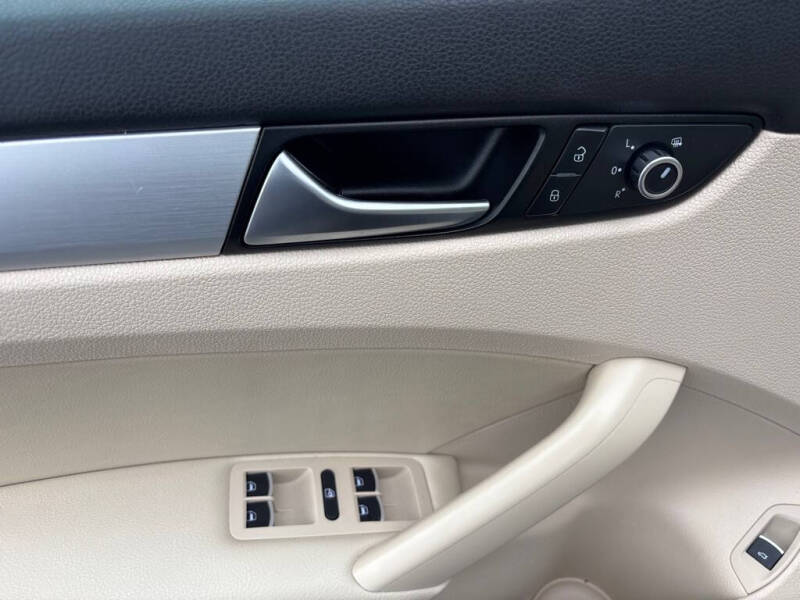 2013 Volkswagen Passat