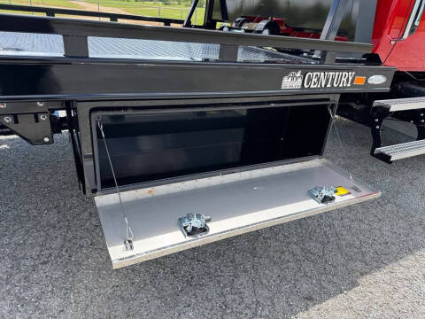 2025 International MV607