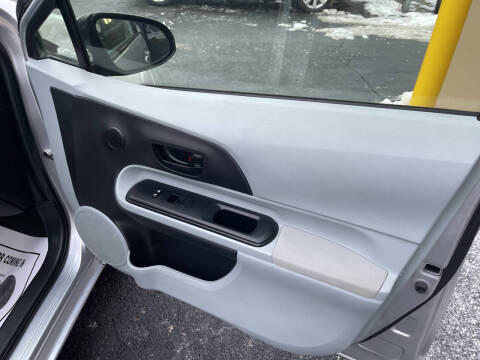 2012 Toyota Prius c Four