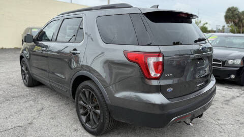 2017 Ford Explorer XLT