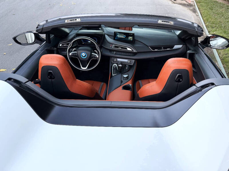 2019 BMW i8