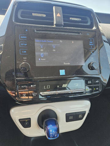 2017 Toyota Prius One