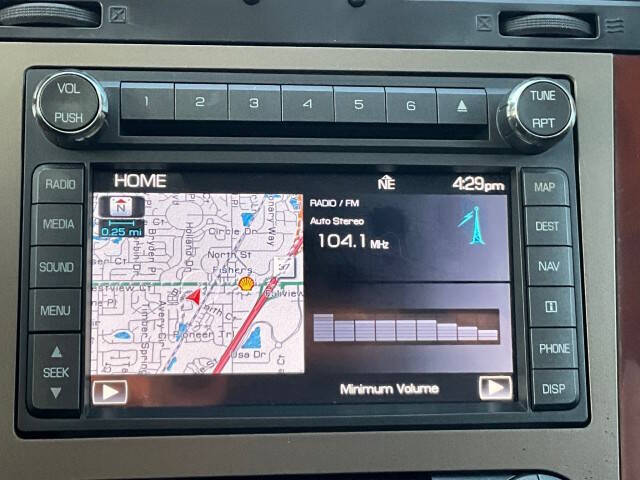 2011 Lincoln Navigator L