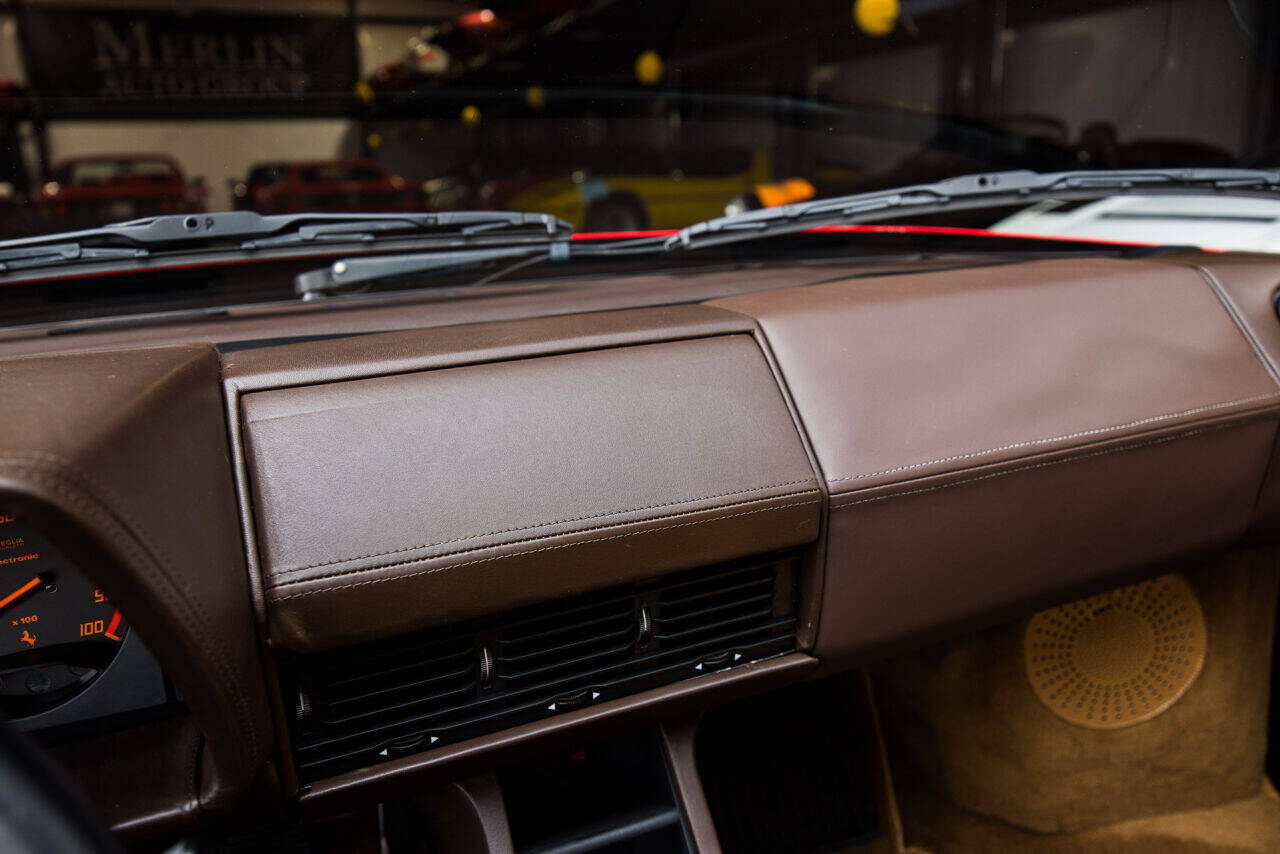 1985 Ferrari Testarossa 30