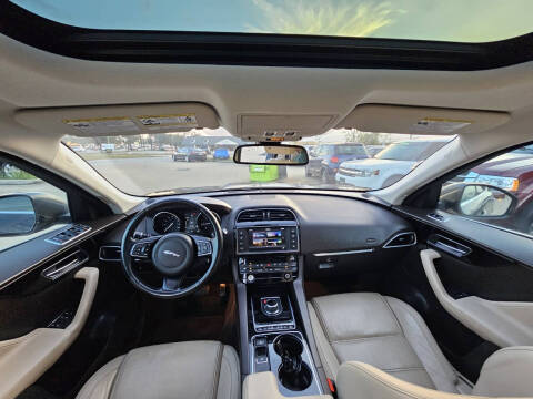 2017 Jaguar F-PACE 20d Prestige