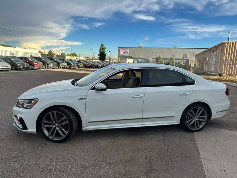 2017 Volkswagen Passat 1.8T R-Line