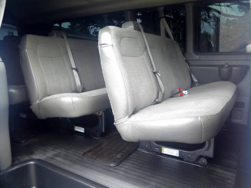 2016 Chevrolet Express LT 3500