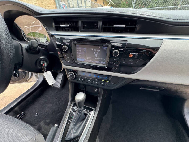2016 Toyota Corolla LE