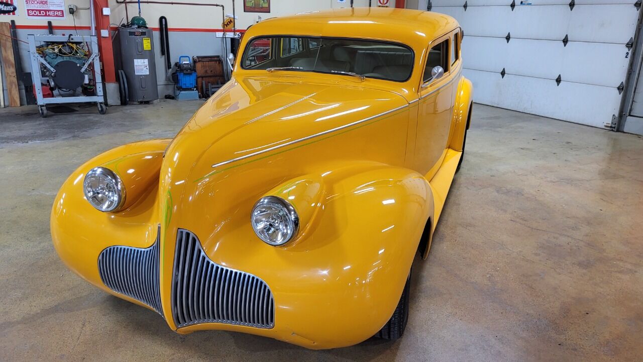 1939 Buick 40 Special 3