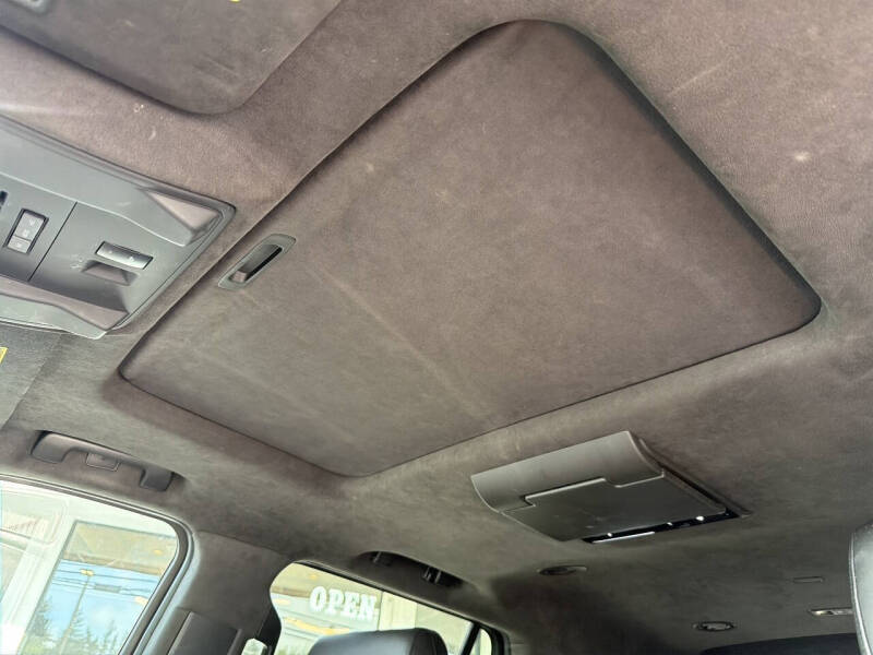 2018 Cadillac Escalade Platinum