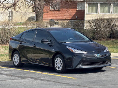 2022 Toyota Prius LE