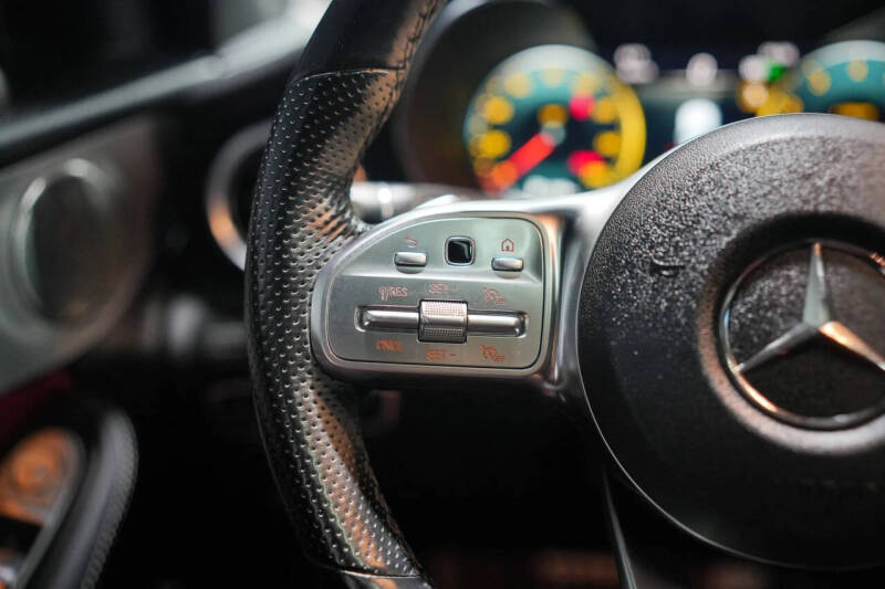 2021 Mercedes-Benz GLC GLC 300