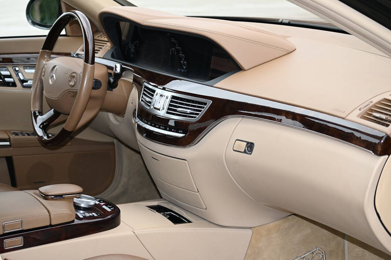 2007 Mercedes-Benz S-Class 21