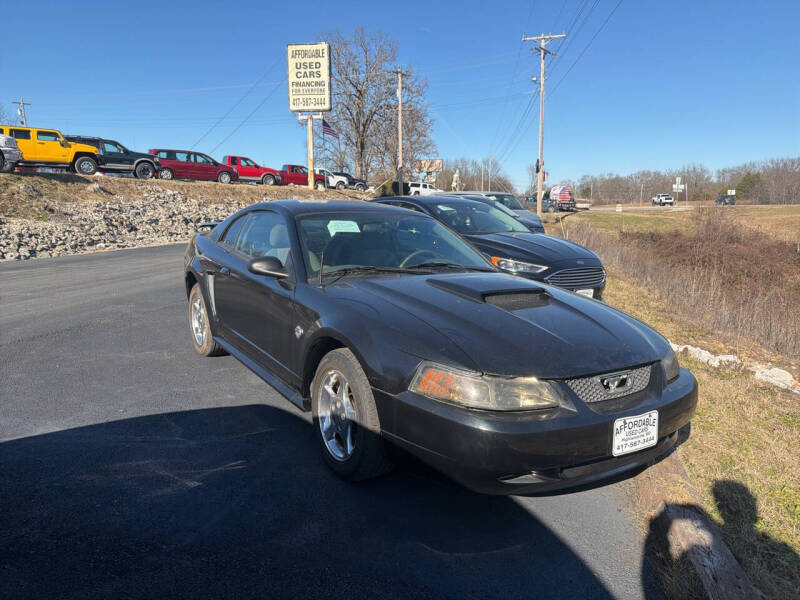 2004 Ford Mustang Standard's photo