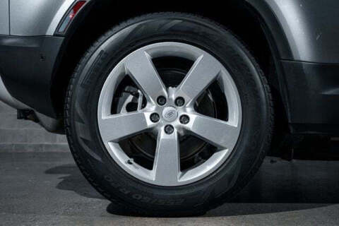 2022 Land Rover Defender 110 SE