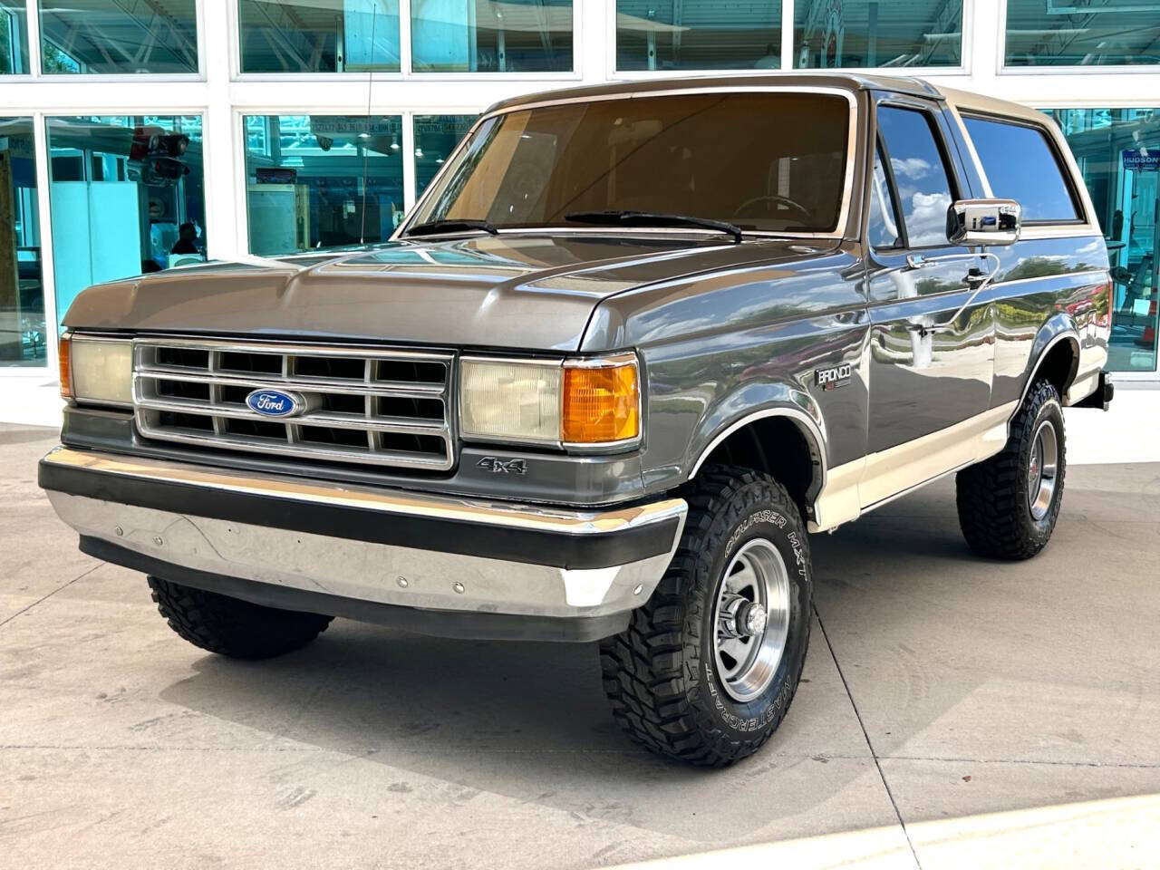 1989 Ford Bronco 1