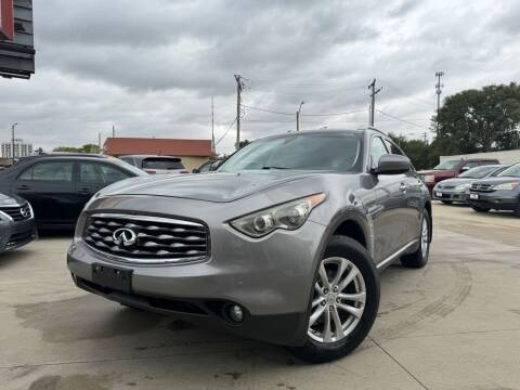 2009 Infiniti FX35 for sale at EURO MOTORS AUTO DEALER INC in Champaign IL