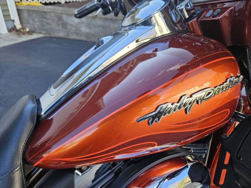 2010 Harley-Davidson Flhtcuse5