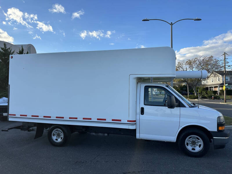 2018 Chevrolet Express 3500