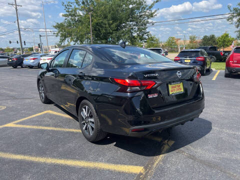 2021 Nissan Versa SV