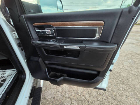 2014 RAM 1500 Laramie